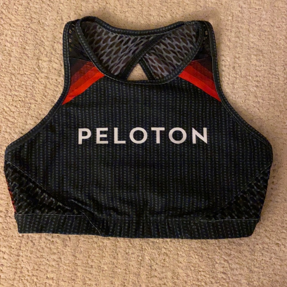 ❤️🖤Peloton WITH Bra❤️🖤
